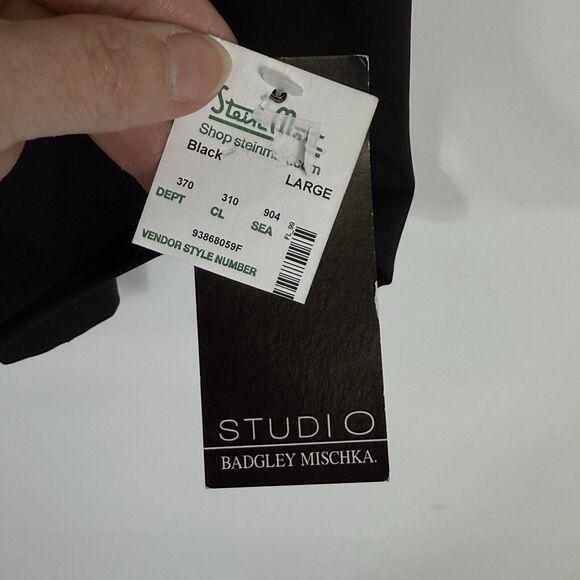 Badgley Mischka Studio Black Cold Shoulder Pearl Shirt Top Women's Large NEW NWT - Picture 6 of 7